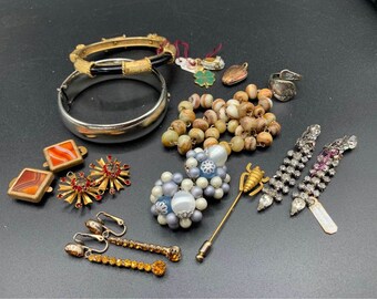 CLEARANCE lot of vintage necklaces brooches earrings #18 wear or craft lot