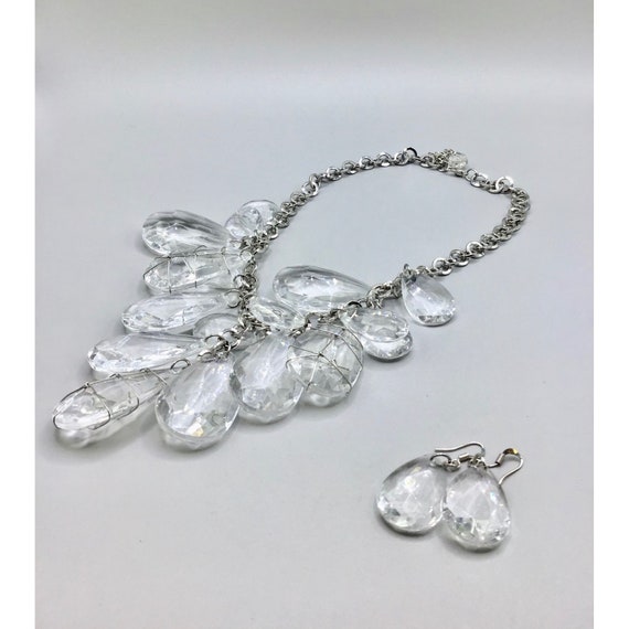 Clear Drops Statement Necklace Acrylic Faceted Da… - image 4