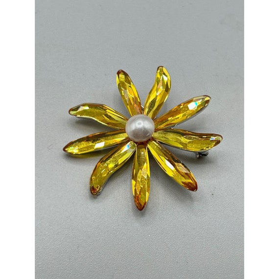 Signed SWAROVSKI Flower Pin Brooch Daisy Yellow C… - image 2