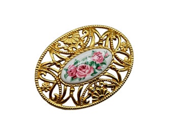 Vintage Avon Floral Cameo Style Pin Brooch Gold Tone Setting Romantic Delicate