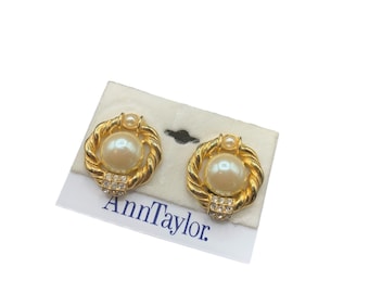 Ann Taylor Clip On Earrings Cream Pearls Rhinestones Twisted Gold New on Card