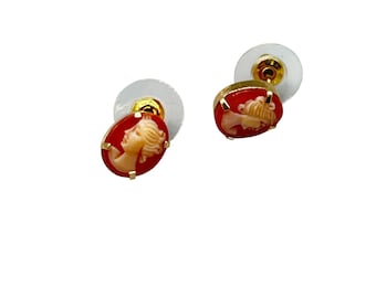 Vintage Tiny Cameo Earrings Pierced Carved Genuine Shell cameo Studs