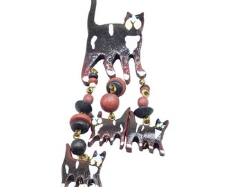 Funky Cats Dangles Brooch Handcrafted Red Black Wood Mama Cat with Kittens Pin