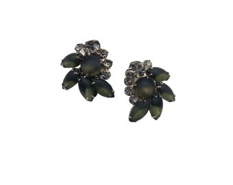 Vintage Smokey Glass Rhinestones Clip On Earrings Glamorous Unsigned Beauties