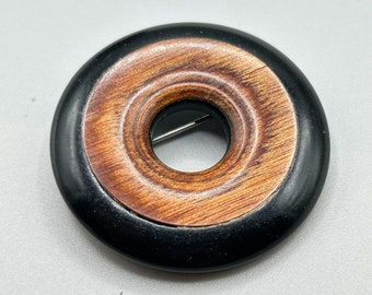 Vintage Wood Inlay Brooch Classic Elegant Well Made Round Circle Loop Retro Pin