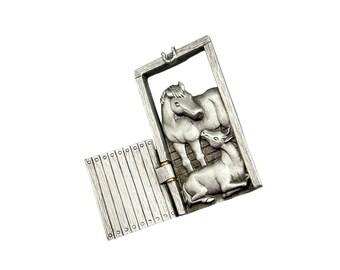 Vintage JJ Articulated Horses Pin Brooch Horse Stable Door Pewter Metal Jonette