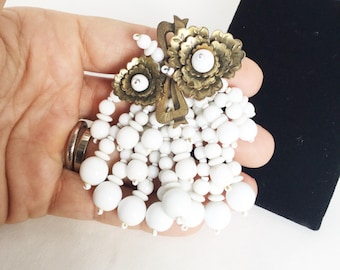 Miriam Haskell dress clip early Frank Hess design white glass beads cascade and floral design