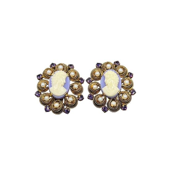 Vintage Clip On Cameo Earrings Gold Tone with Pur… - image 1