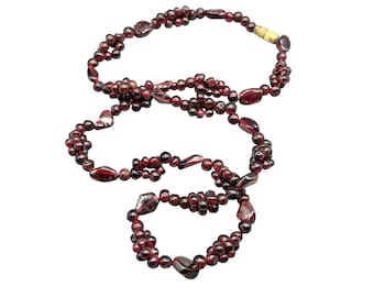 Vintage Garnet Beaded Necklace 18" Strand