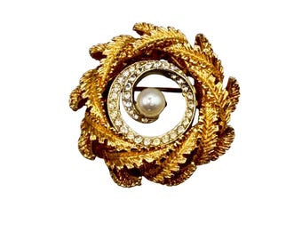 Vintage ART Arthur Pepper Pin Brooch Wreath Pinwheel With Rhinestones And Pearl