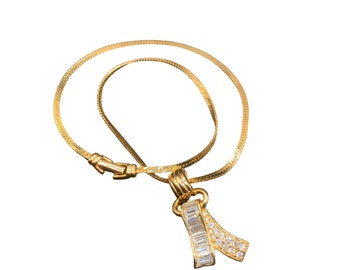 Vintage Swan Swarovski Necklace Gold Tone Chain Ribbon Pendant Austrian Crystals