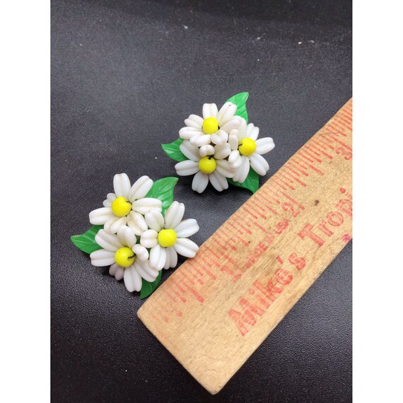 Glass Daisy Clip On Earrings West Germany White G… - image 5