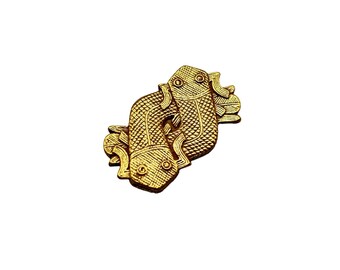 Vintage Koi Fish Pisces Gold Tone Brooch Pendant Nicely Detailed Maker Signed