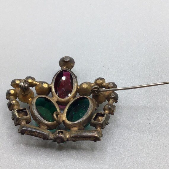 Vintage Crown Brooch Red Green Glass Stones Older… - image 8