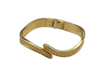 MONET Clamper Bracelet Textured Gold Tone Hinged Bangle Vintage Monet Bracelet