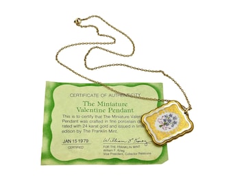 Vintage Franklin Mint Mini Valentine Pendant Porcelain 24K Gold Plating Necklace