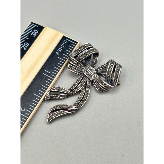 Vintage Silver Bow Brooch with Black Center Stone and Marcasite Marcasite Bow Brooch - Sterling Silver - Vintage – Vintage  main image 4