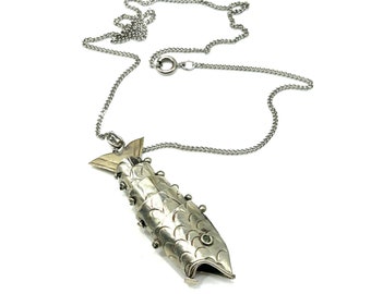 Silver Tone Articulated Fish Pendant Necklace Handcrafted Mexican Ethnic Jewelry