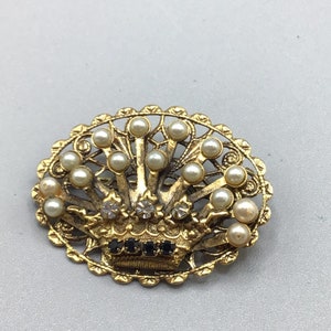 Crown Pin Gold Tone & Faux Pearls Filigree Pin Brooch Vintage Costume Jewelry