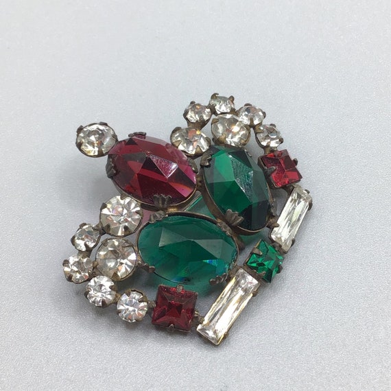 Vintage Crown Brooch Red Green Glass Stones Older… - image 4