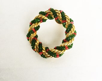 vintage Christmas wreath pin brooch twisted rope design with red and green beads