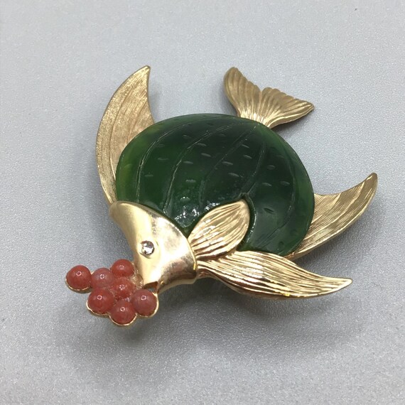 Puffy Fish Brooch Green Semi Precious Stone Gold … - image 6