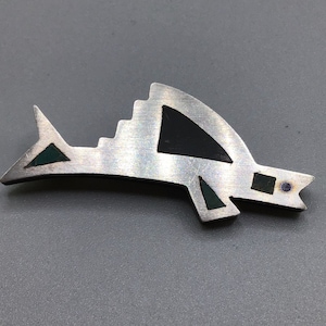 Taxco JLV Signed Sterling Silver Fish Brooch Stone Inlay Geometric Modernist Pin