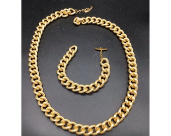 Vintage Chunky Gold Tone Necklace & Bracelet Set Lightweight Aluminum Chains