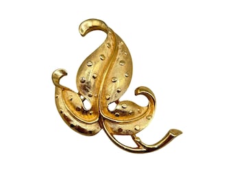 Vintage Trifari Gold Tone Leaf Brooch Pin Textured Brushed Gold Design