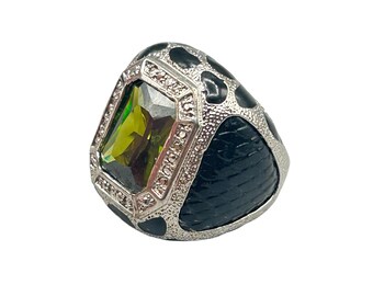 Chunky Silver Tone Ring Size 8 Black Snakeskin & Green Gemstone Size 8