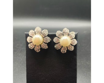 Rhinestones Flowers Earrings Clip On Silver Tone Faux pearls Elegant Classy 90s Earrings