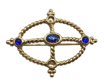 Vintage Petite Brooch Gold Tone & Blue Cabochons Oval Twisted Rope Design