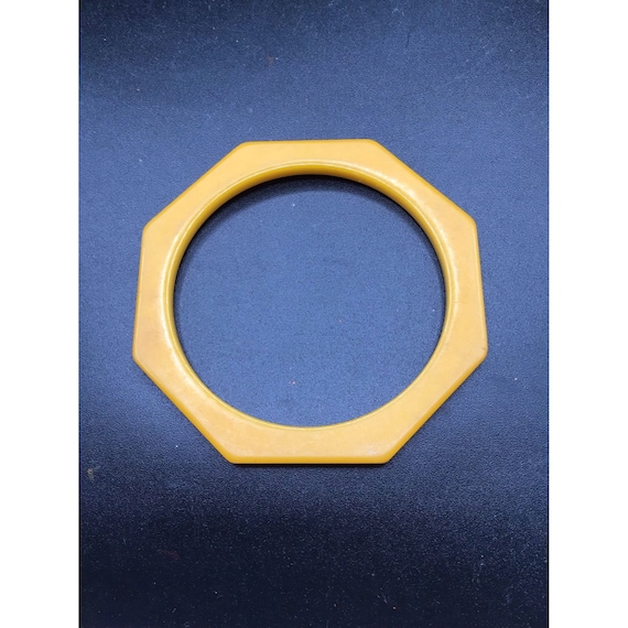 Vintage Bakelite Bangle Octagon Spacer Yellow Col… - image 1