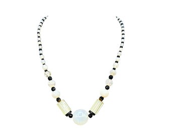 Vintage Czech Glass Necklace Crackled Glass Bead UV Reactive Beaded Graduated