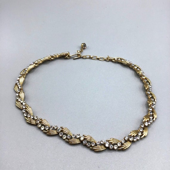 Vintage Gold Tone Leaf & Rhinestone Necklace | eBay
