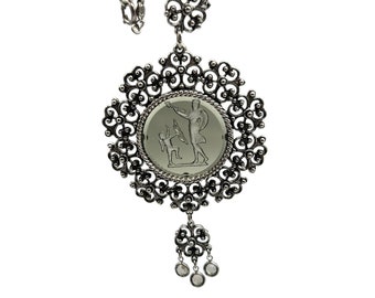 Vintage Goldette Intaglio Cameo Necklace Reverse Glass Gray Silver Tone Chain