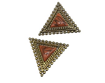 Triangle Earrings Clip On Salmon Pink Swirled Vintage Gold Tone Antiqued Textured Modernist Earrings