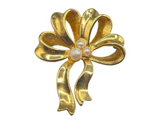 Vintage Bow with Faux Pearls Pin Brooch Gold Tone Gift Ribbon Older Avon Pin