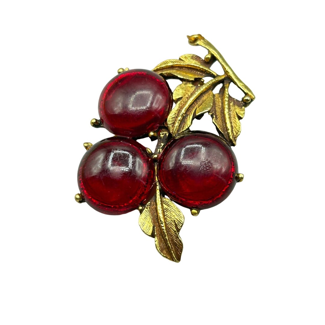 アクセサリー takanadaisuke Red cherry brooch アクセサリー takanadaisuke Red cherry brooch Vintage Cherry Pin
