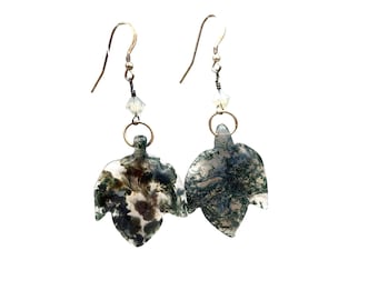 Vintage Moss Agate Earrings Leaf Shaped Green Stone Pierced Dangles