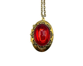 Vintage Locket Necklace Red Cabochon Gold Tone Photo Holder Keepsake