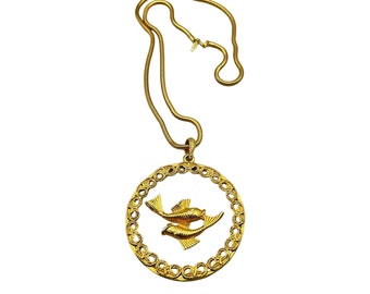 Vintage TRIFARI Necklace Pisces Fish Zodiac Medallion Gold Tone Clear Lucite