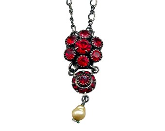 Vintage Garnet Red Rhinestones Necklace Delicate Drop Necklace With Simulated Pearl