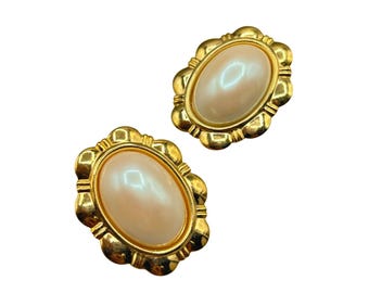 Classic Clip On Pearls Earrings Oval Faux Pearls Cabochons Elongated Gold Tone Settings