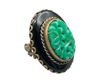 Designer Sweet Romance Ollipop USA Oval Green Carved Stone Adjustable Ring