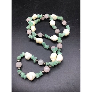 Semi Precious Stones Necklace with Pink Quartz Aventurine & Mother of Pearl