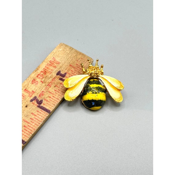 Vintage Bee Pin Brooch Insect Bug with Wing Anima… - image 6