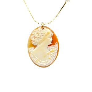 Vintage Cameo Halskette Hand geschnitzte echte Shell Cameo On Kette Ungerahmt