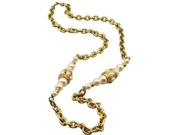 Vintage Gold Tone Chunky Chain Brushed Links Necklace with Faux Pearls Stations