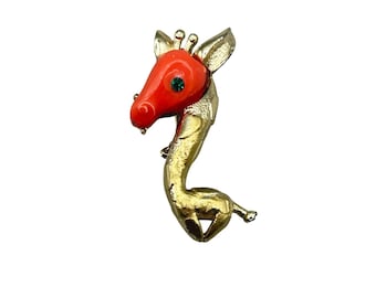 Giraffe Scatter Pin Vintage Petite Animal Figural Brooch Coral Color Plastic Head